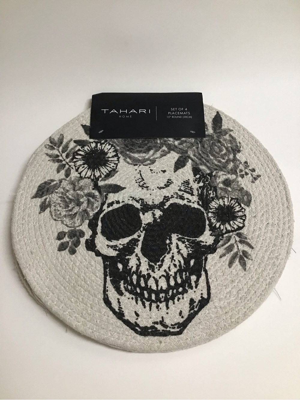 Tahari Home Skull Placemat SET OF 4 Day of Dead Halloween Sugar Skull Woven NEW - Picture 2 of 11